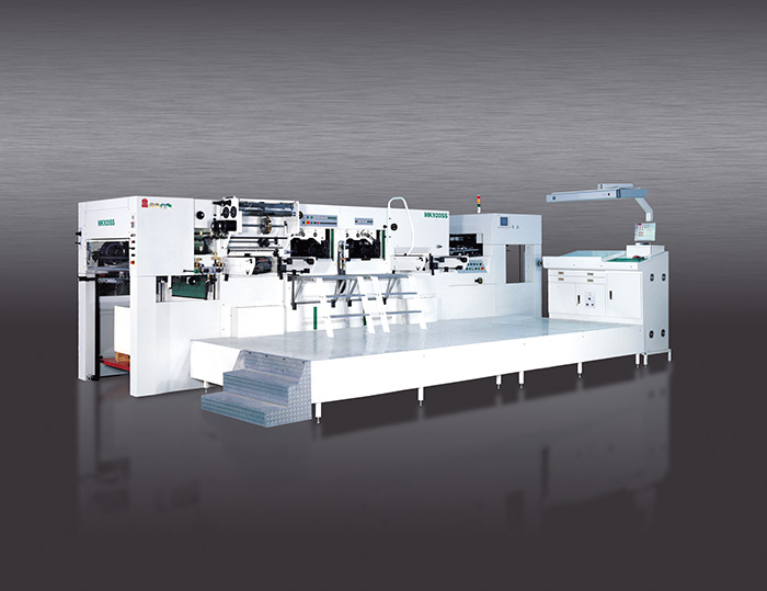 MK 920SS双机组烫金机
技术描述：双机组整机设计技术
双机组专利技术，一次走纸完成多次烫金，成为烟包经典。